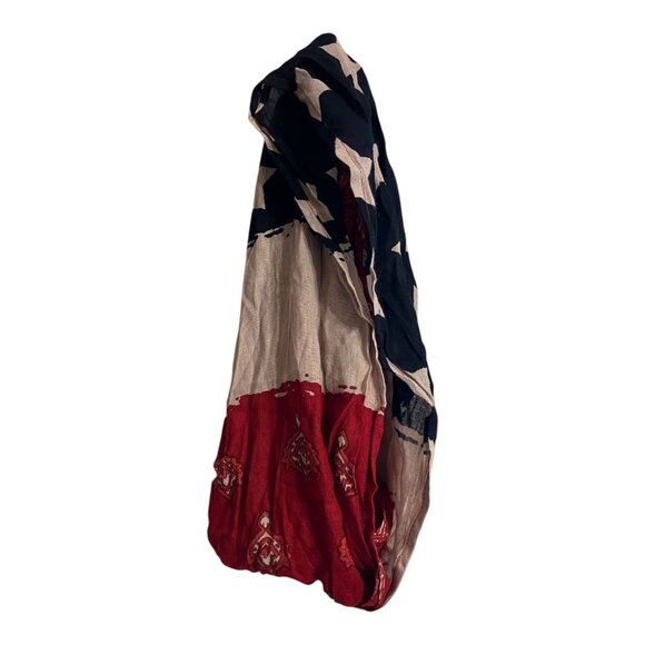 Boho American Flag Infinity Scarf – Vintage-Inspired Stars & Bandana Print Loop - Picture 3 of 3